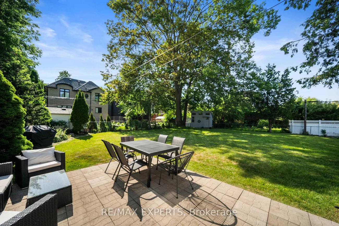 6, Mccallum, Stonegate-Queensway, Toronto