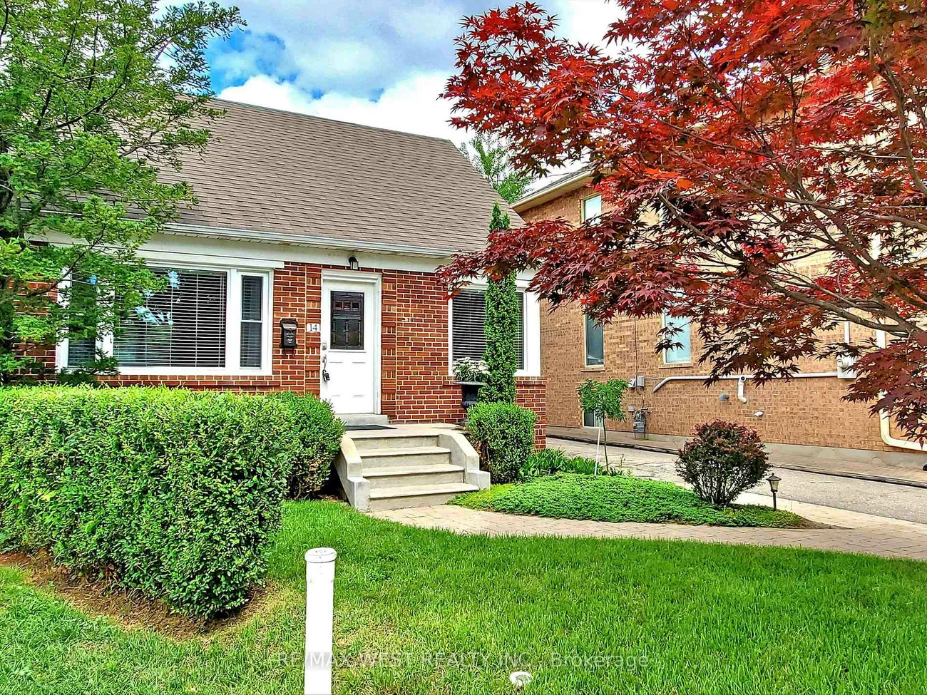 14, Park, Stonegate-Queensway, Toronto