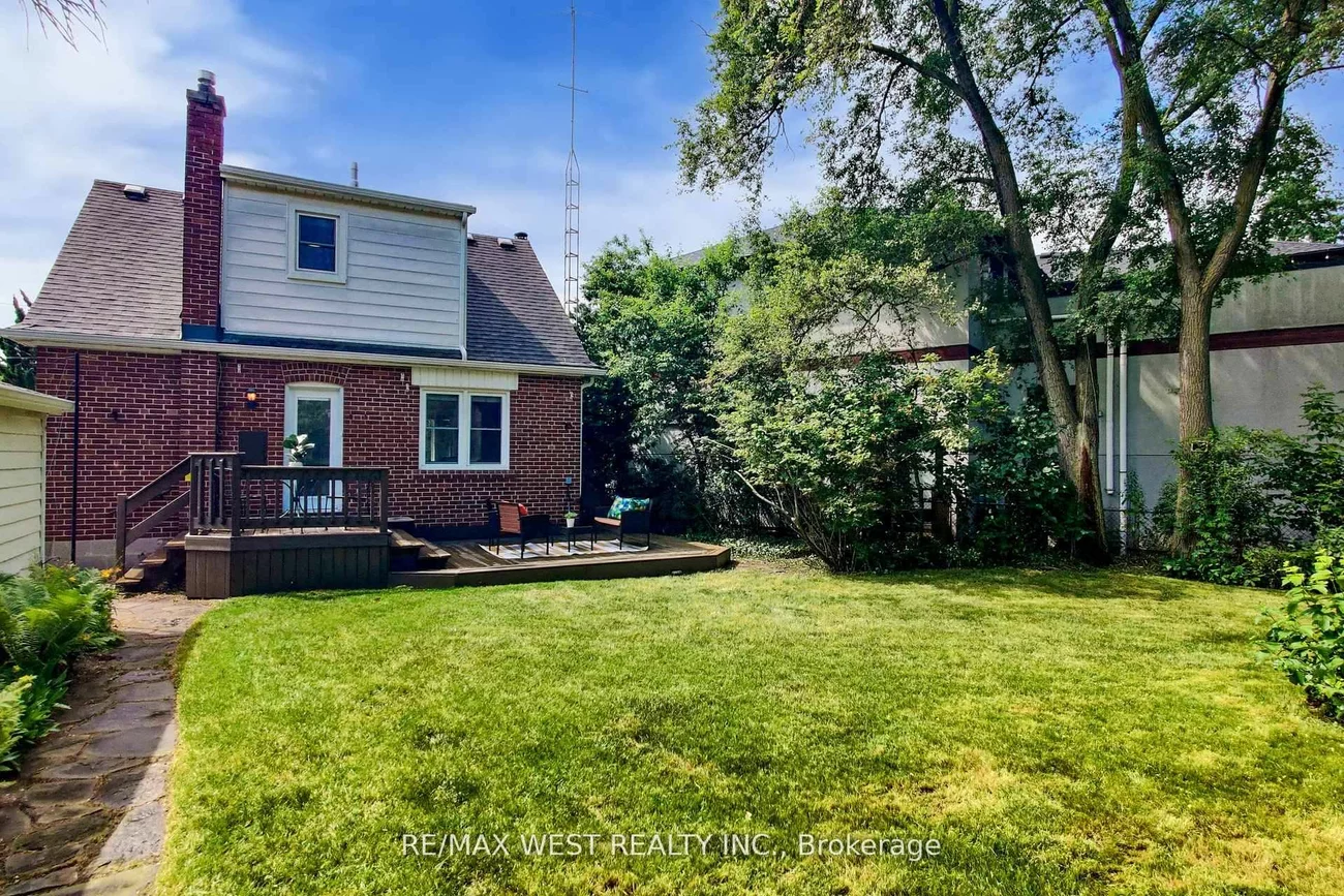 14, Park, Stonegate-Queensway, Toronto