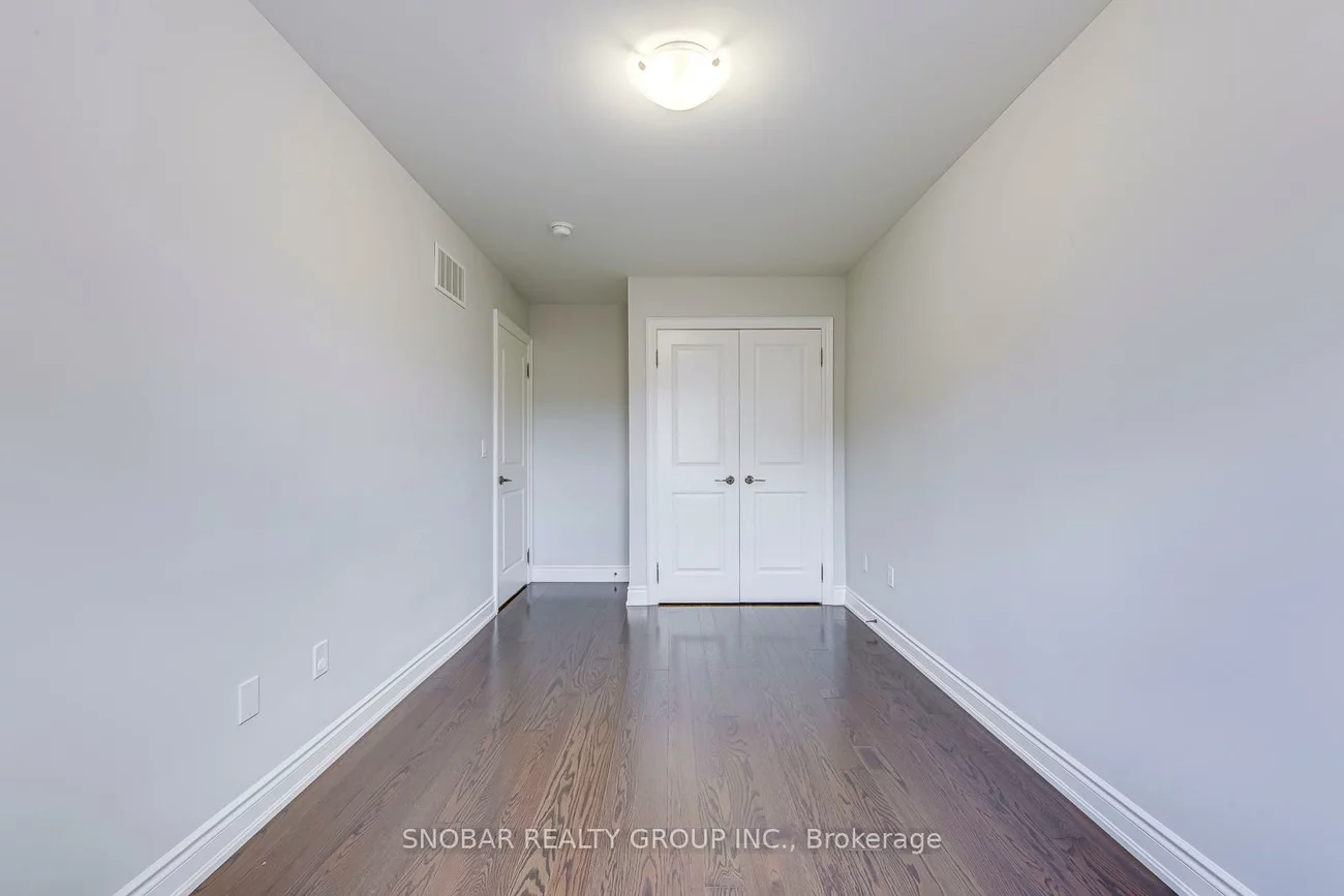 797, Oxford, Mimico, Toronto