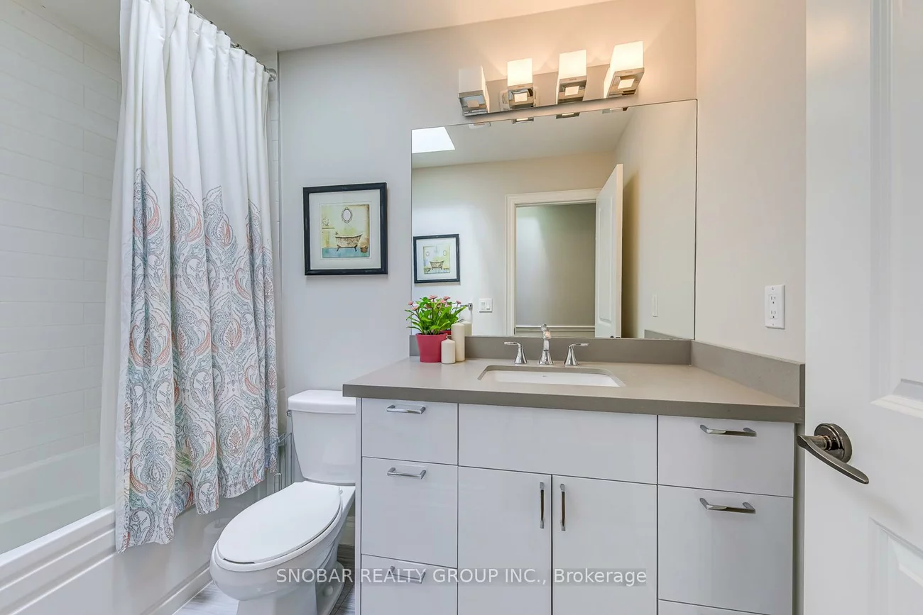 797, Oxford, Mimico, Toronto
