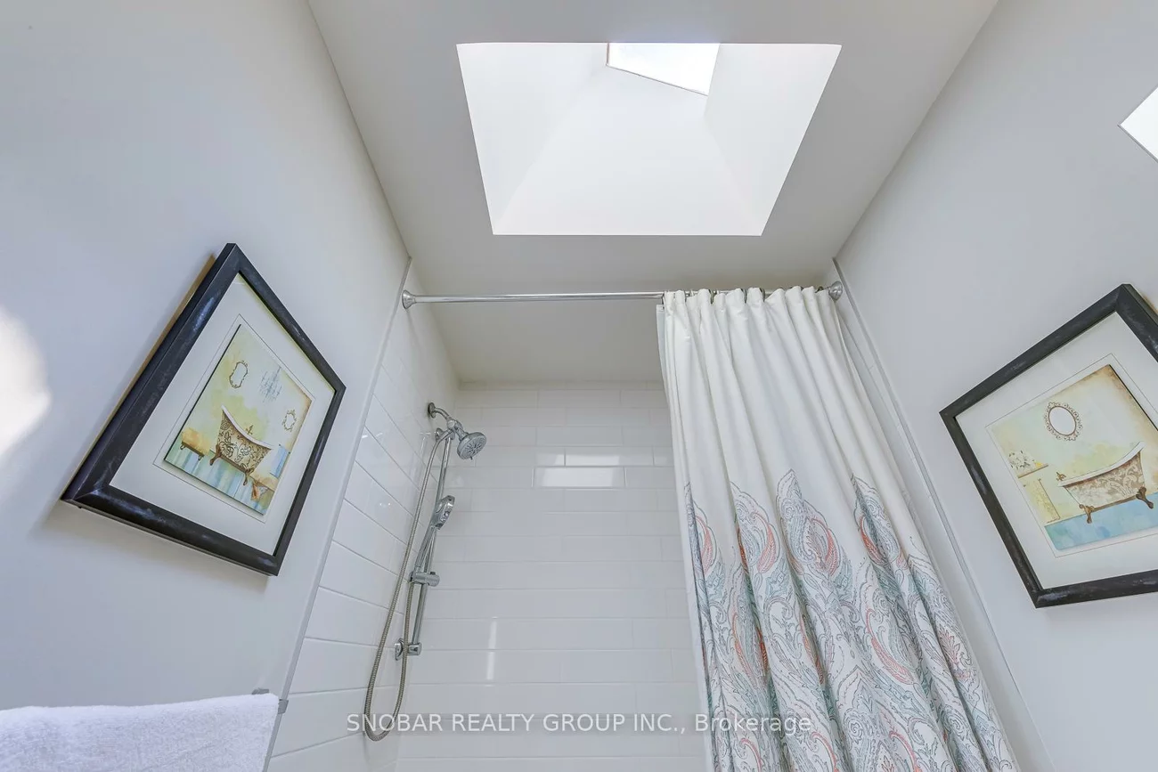797, Oxford, Mimico, Toronto