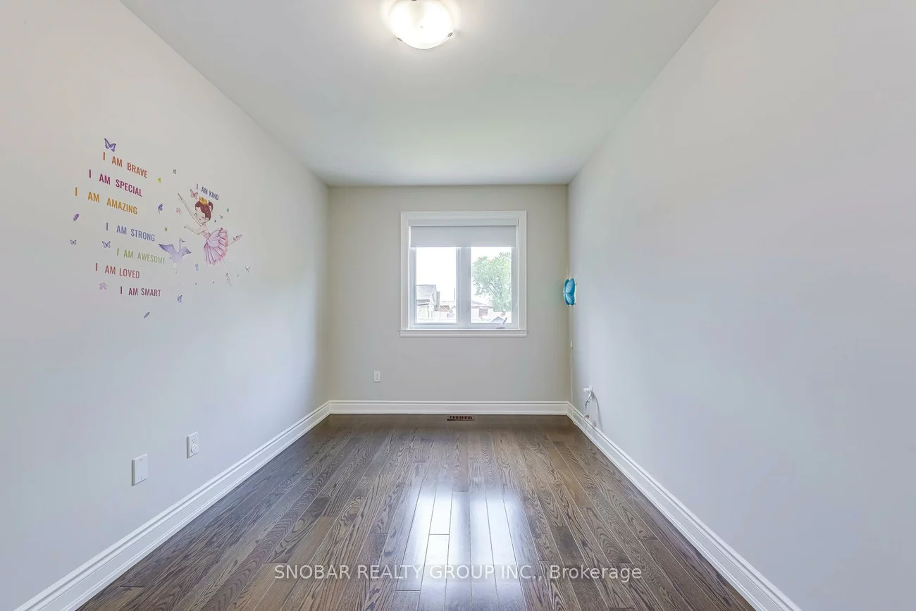 797, Oxford, Mimico, Toronto
