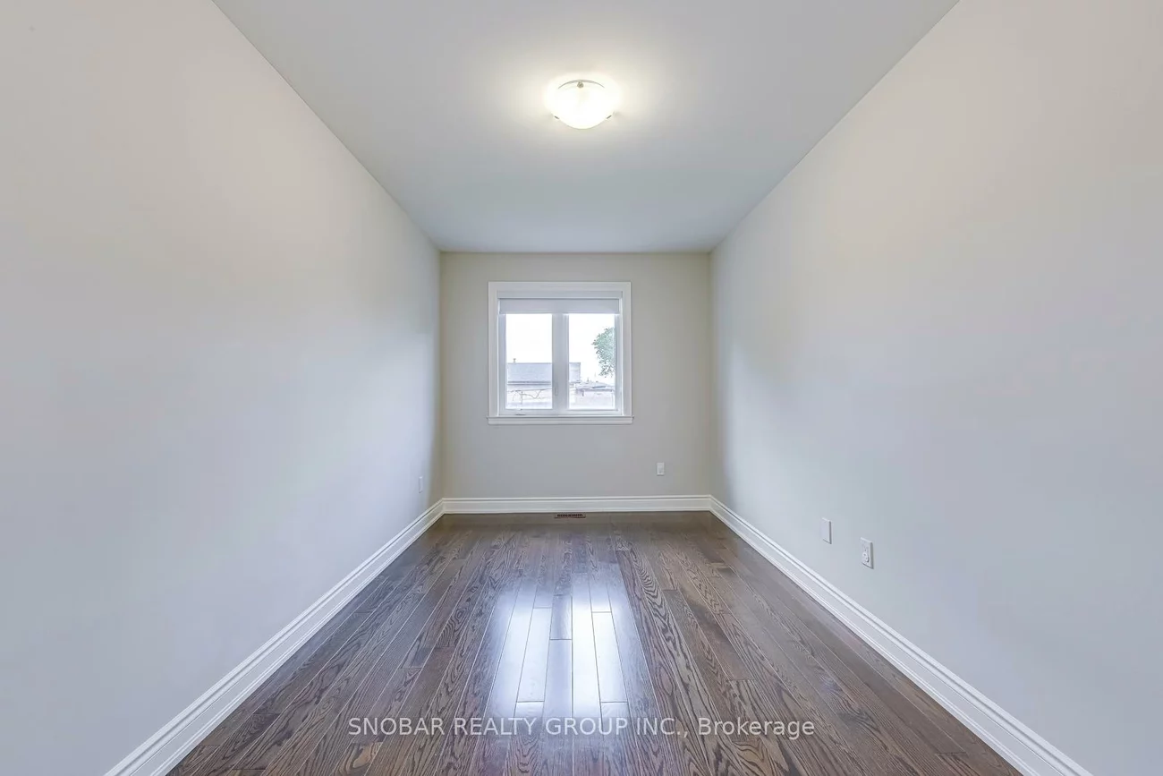 797, Oxford, Mimico, Toronto