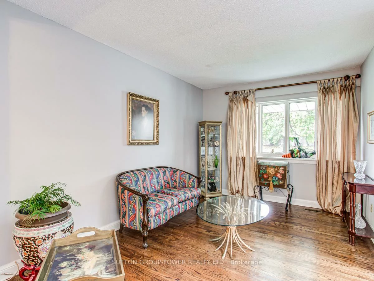 155, Tavistock, Downsview-Roding-CFB, Toronto