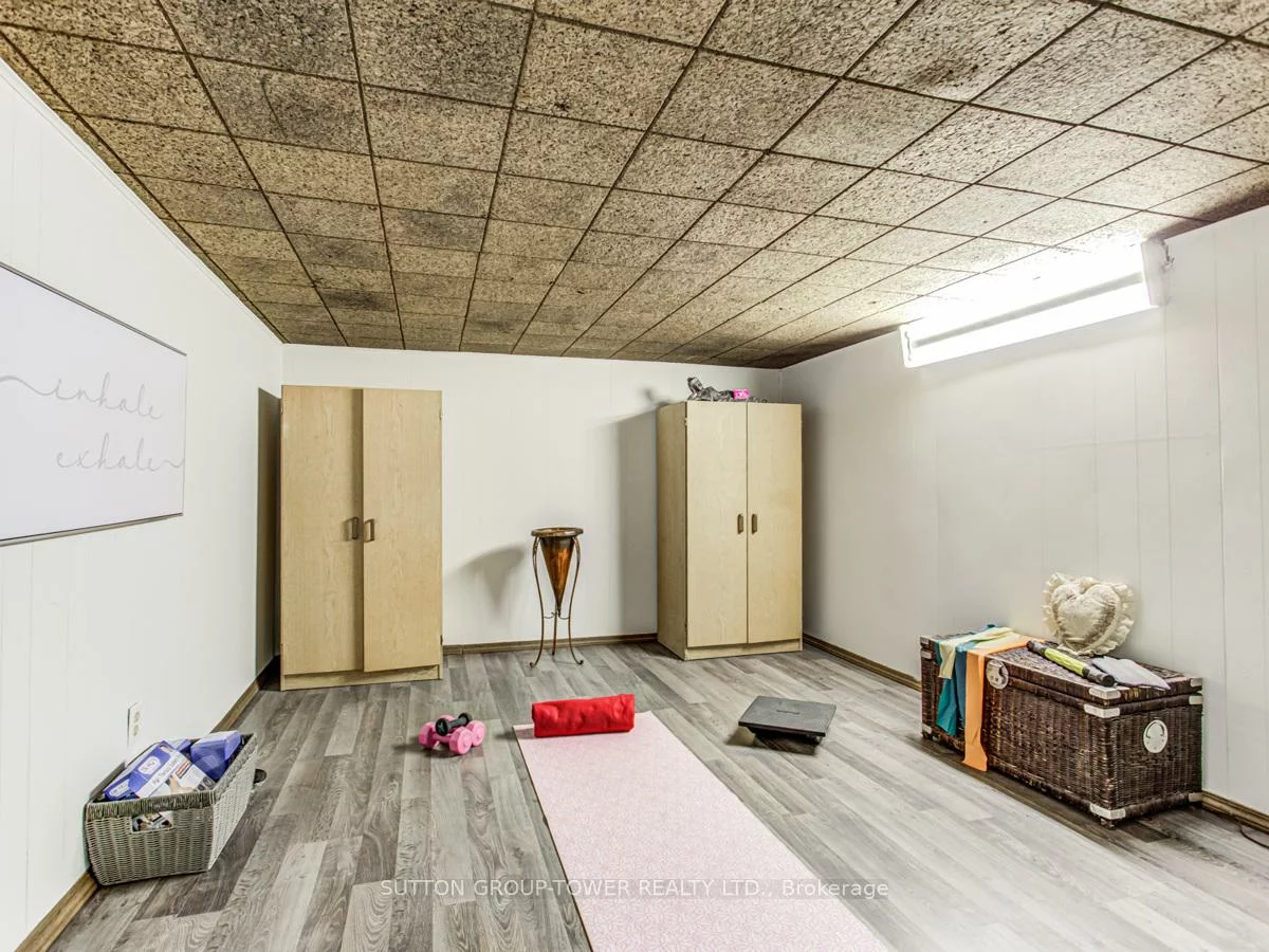 155, Tavistock, Downsview-Roding-CFB, Toronto