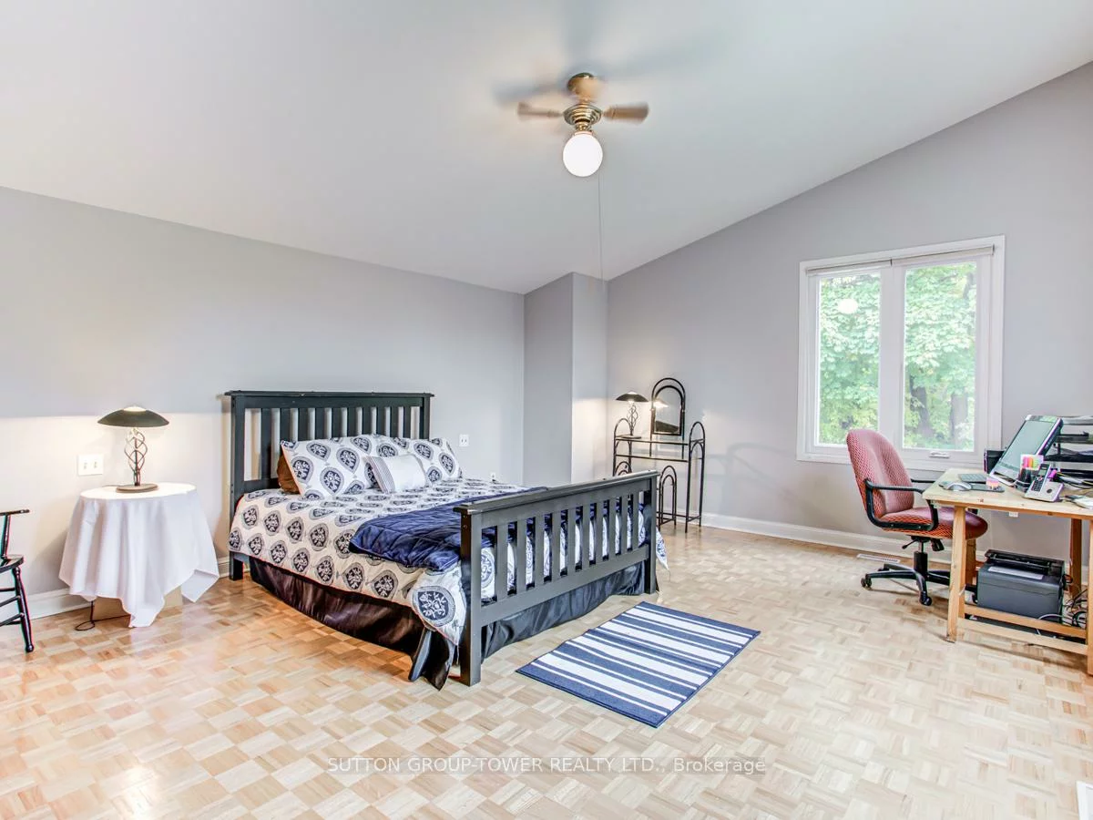 155, Tavistock, Downsview-Roding-CFB, Toronto