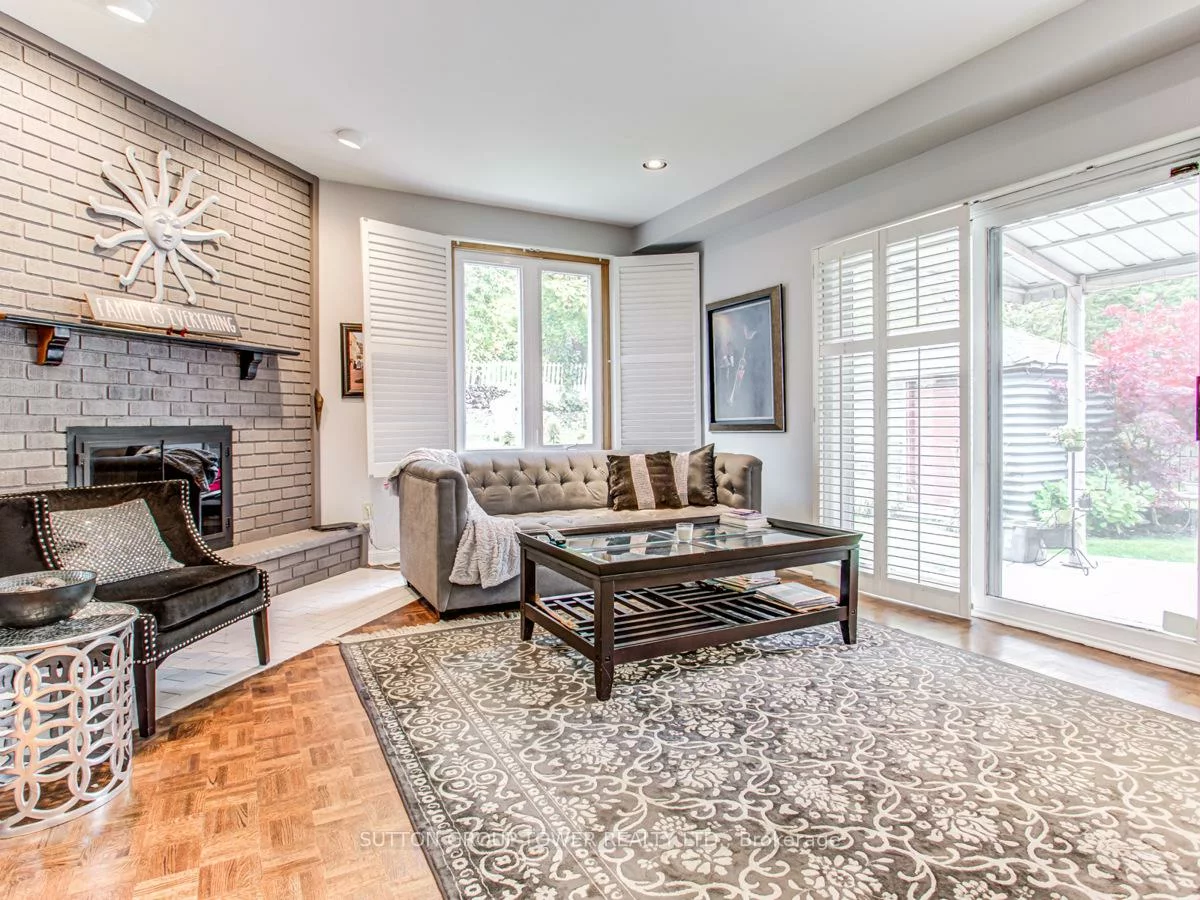 155, Tavistock, Downsview-Roding-CFB, Toronto