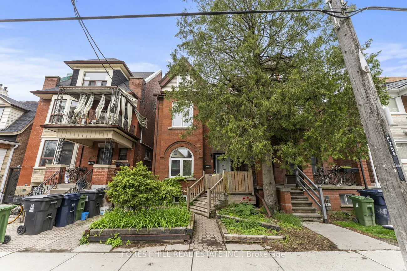 1046, Dovercourt, Dovercourt-Wallace Emerson-Junction, Toronto