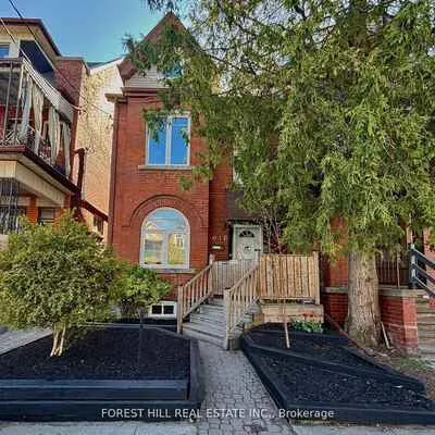 1046, Dovercourt, Dovercourt-Wallace Emerson-Junction, Toronto