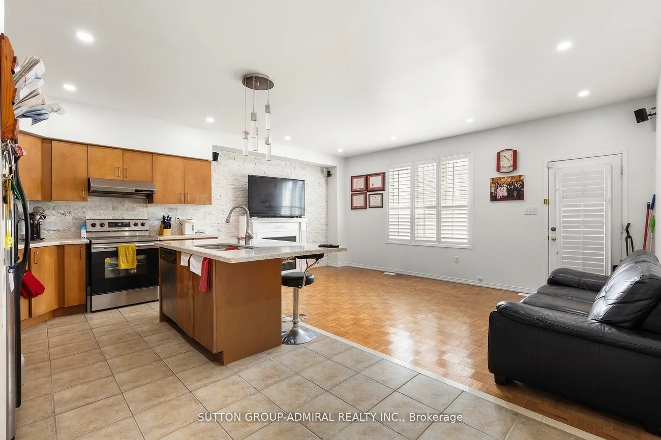 23, Delabo, York University Heights, Toronto