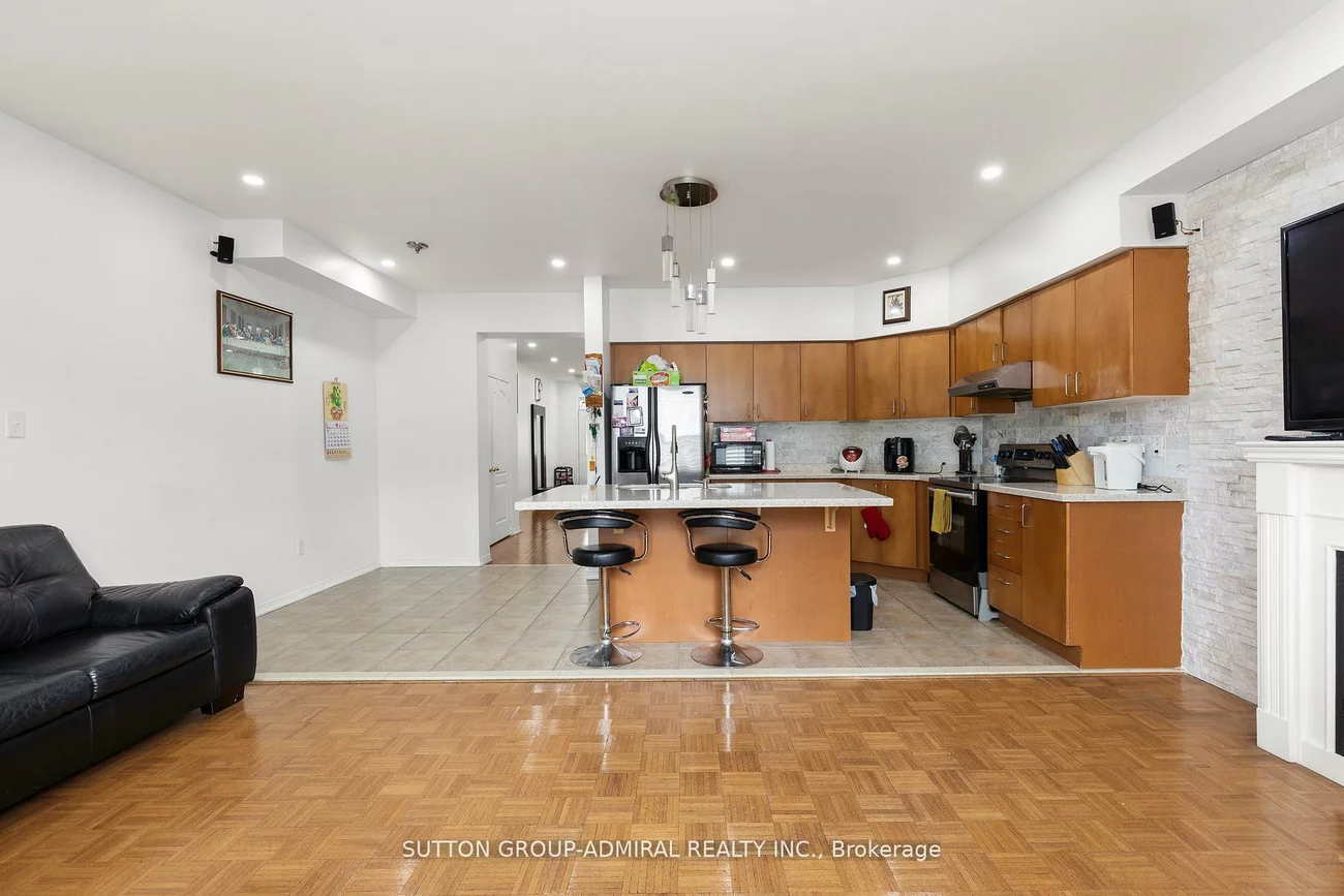 23, Delabo, York University Heights, Toronto