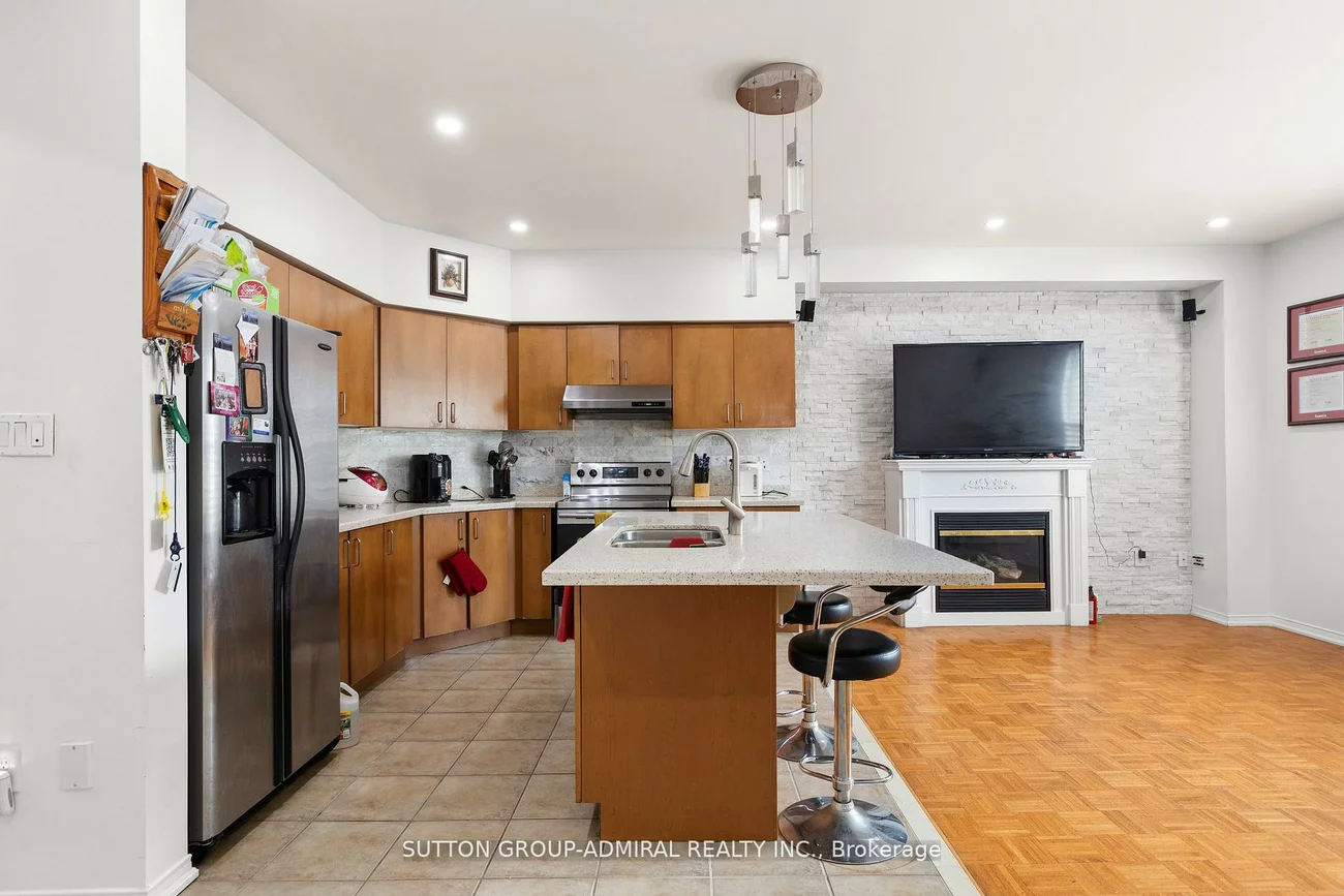 23, Delabo, York University Heights, Toronto