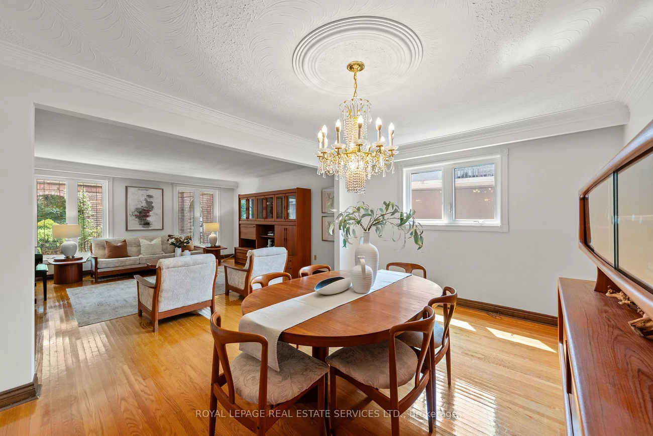 12, Haliburton, Islington-City Centre West, Toronto