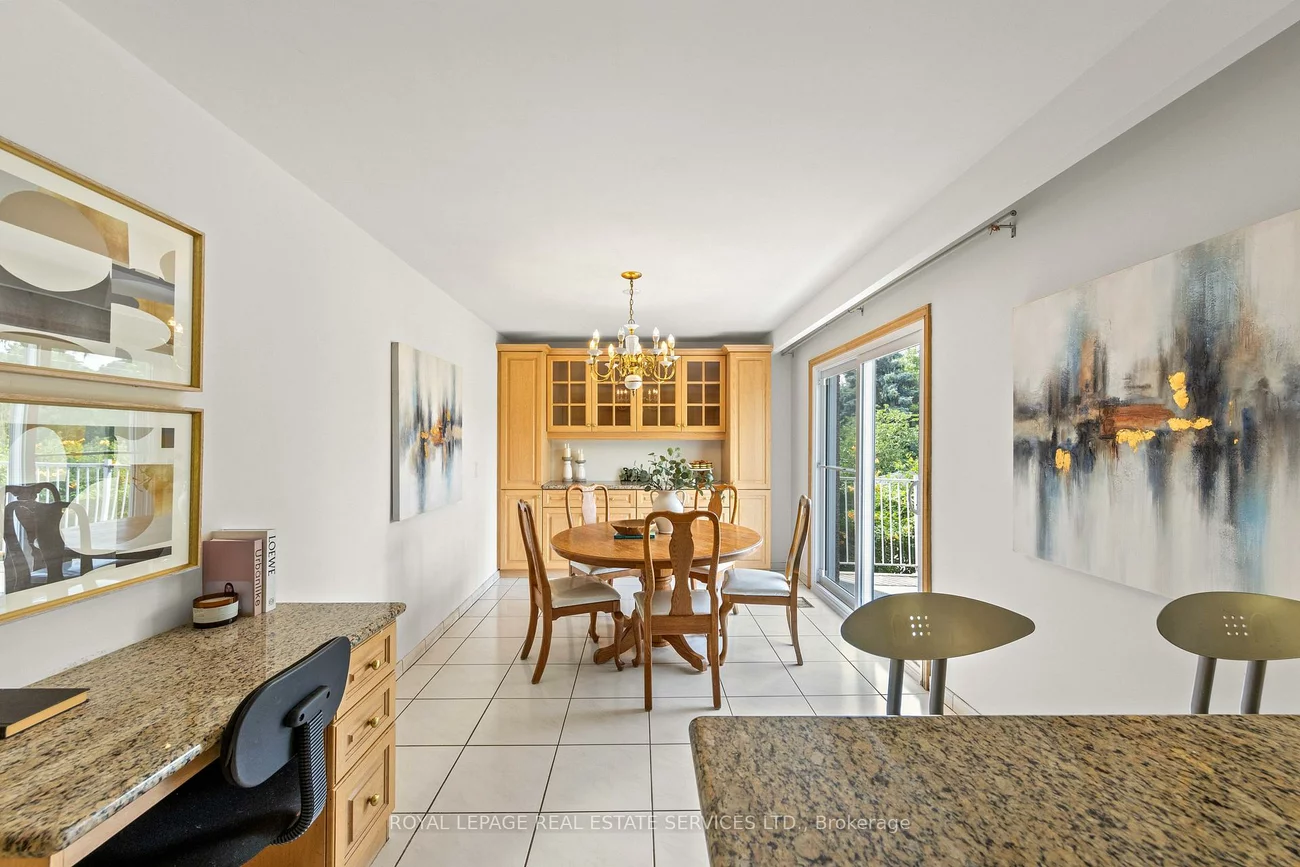 12, Haliburton, Islington-City Centre West, Toronto
