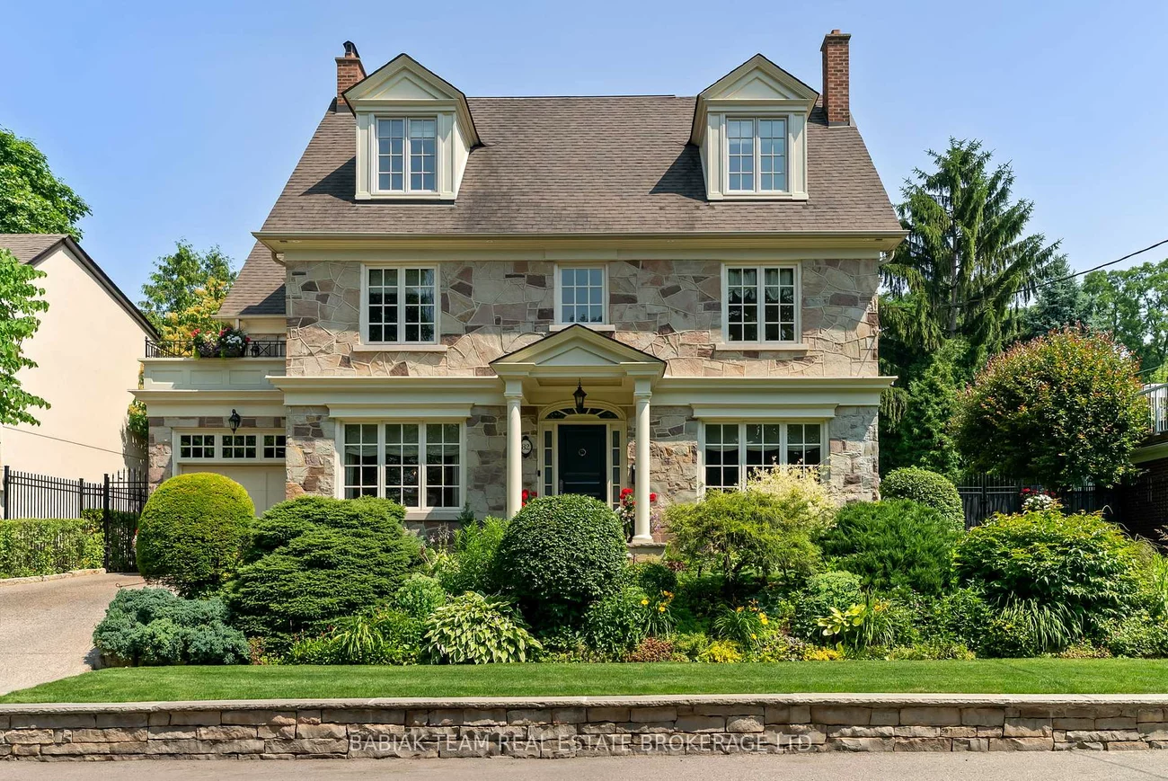 82, Humberview, Lambton Baby Point, Toronto