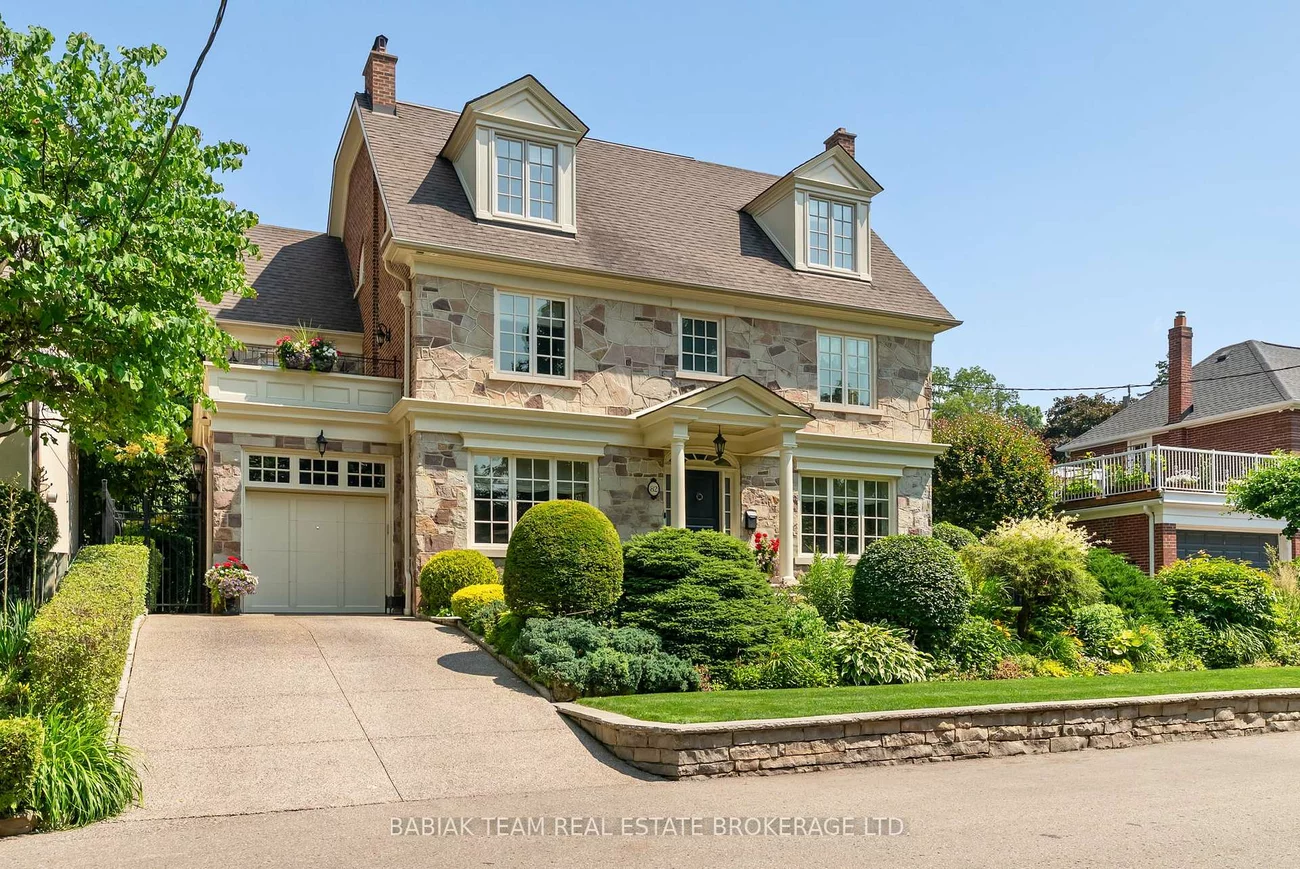 82, Humberview, Lambton Baby Point, Toronto