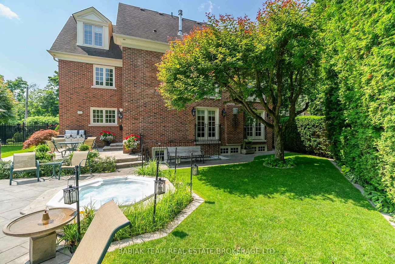 82, Humberview, Lambton Baby Point, Toronto