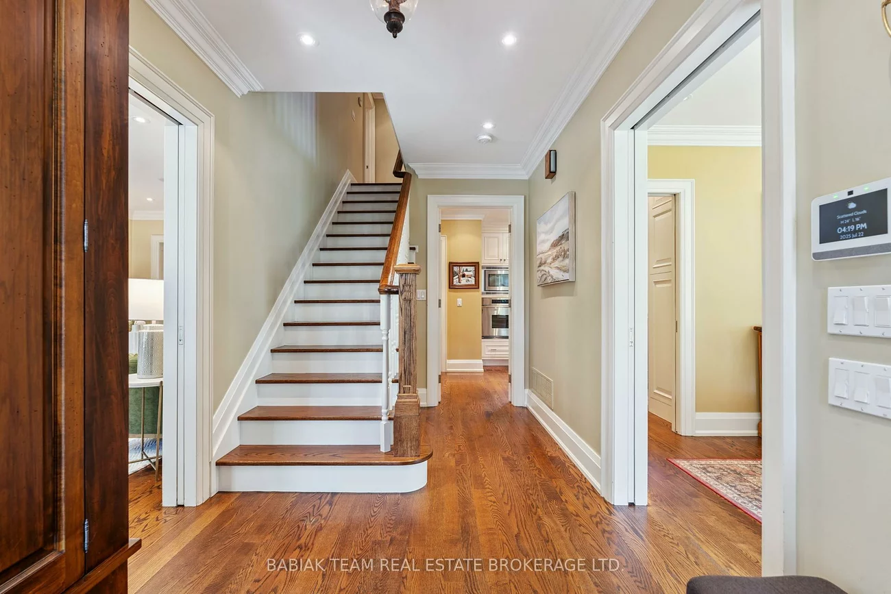 82, Humberview, Lambton Baby Point, Toronto