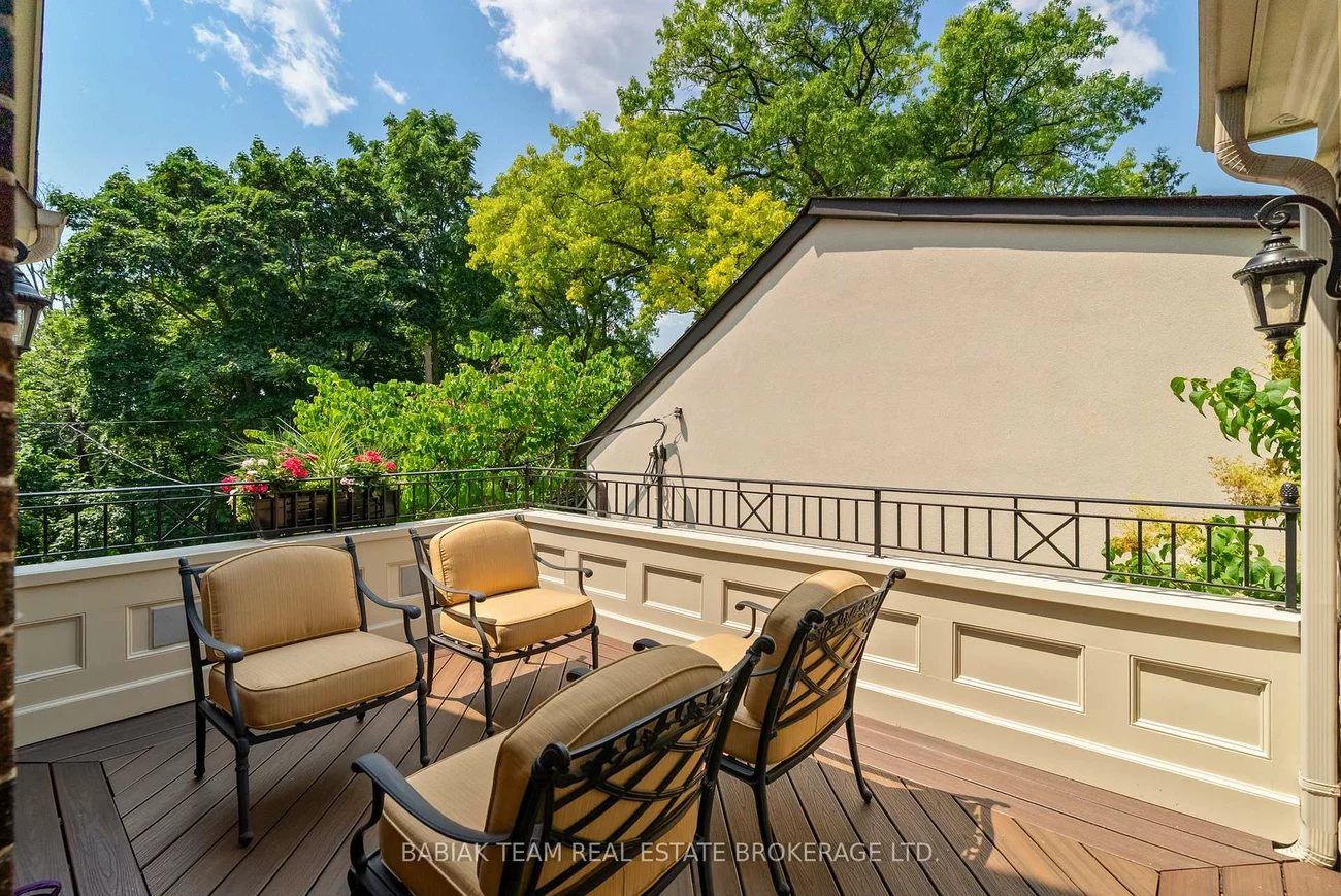 82, Humberview, Lambton Baby Point, Toronto