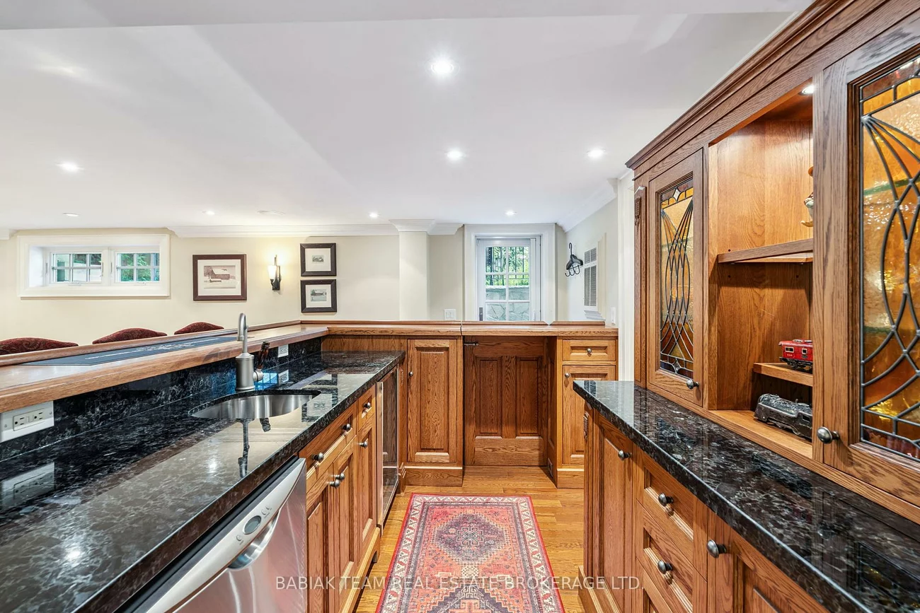 82, Humberview, Lambton Baby Point, Toronto