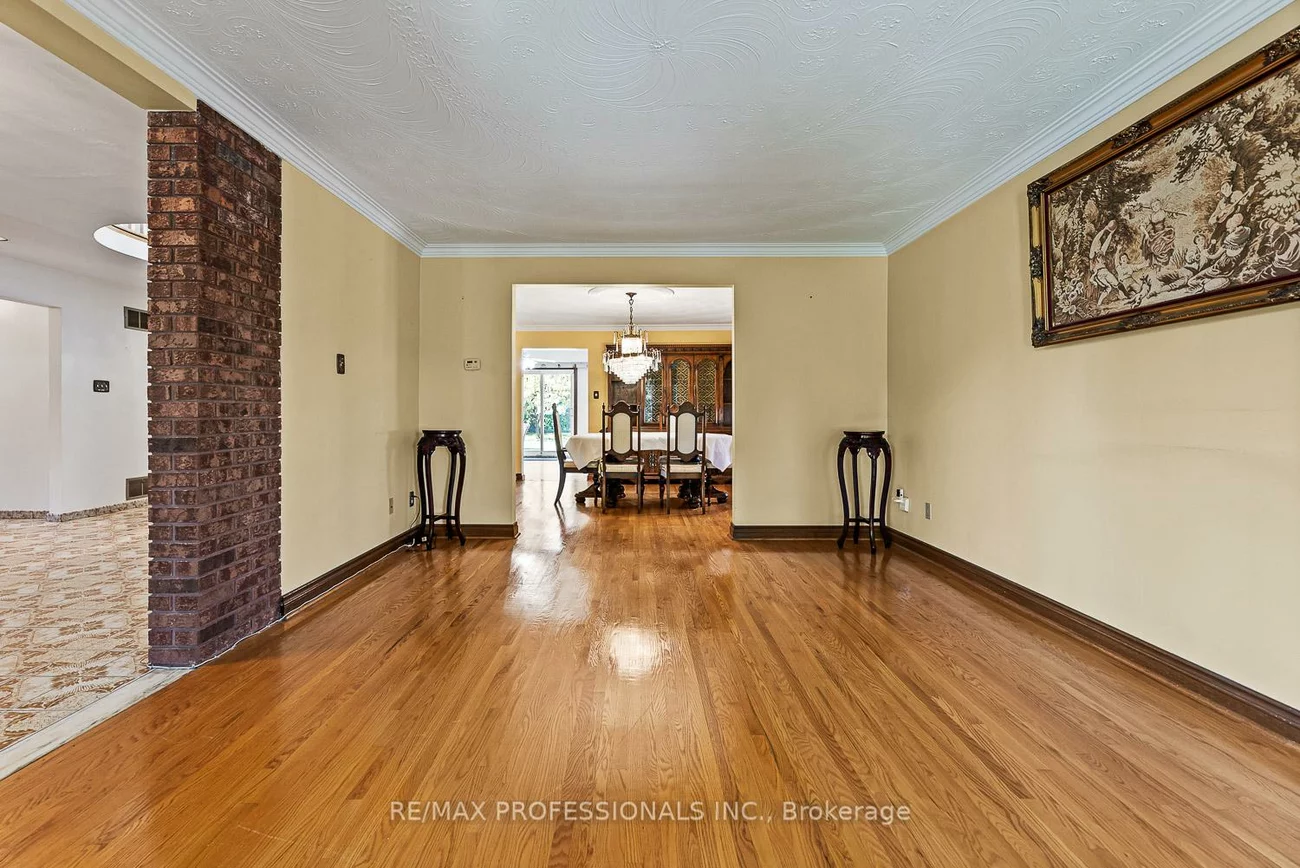 8, St Phillips, Kingsview Village-The Westway, Toronto