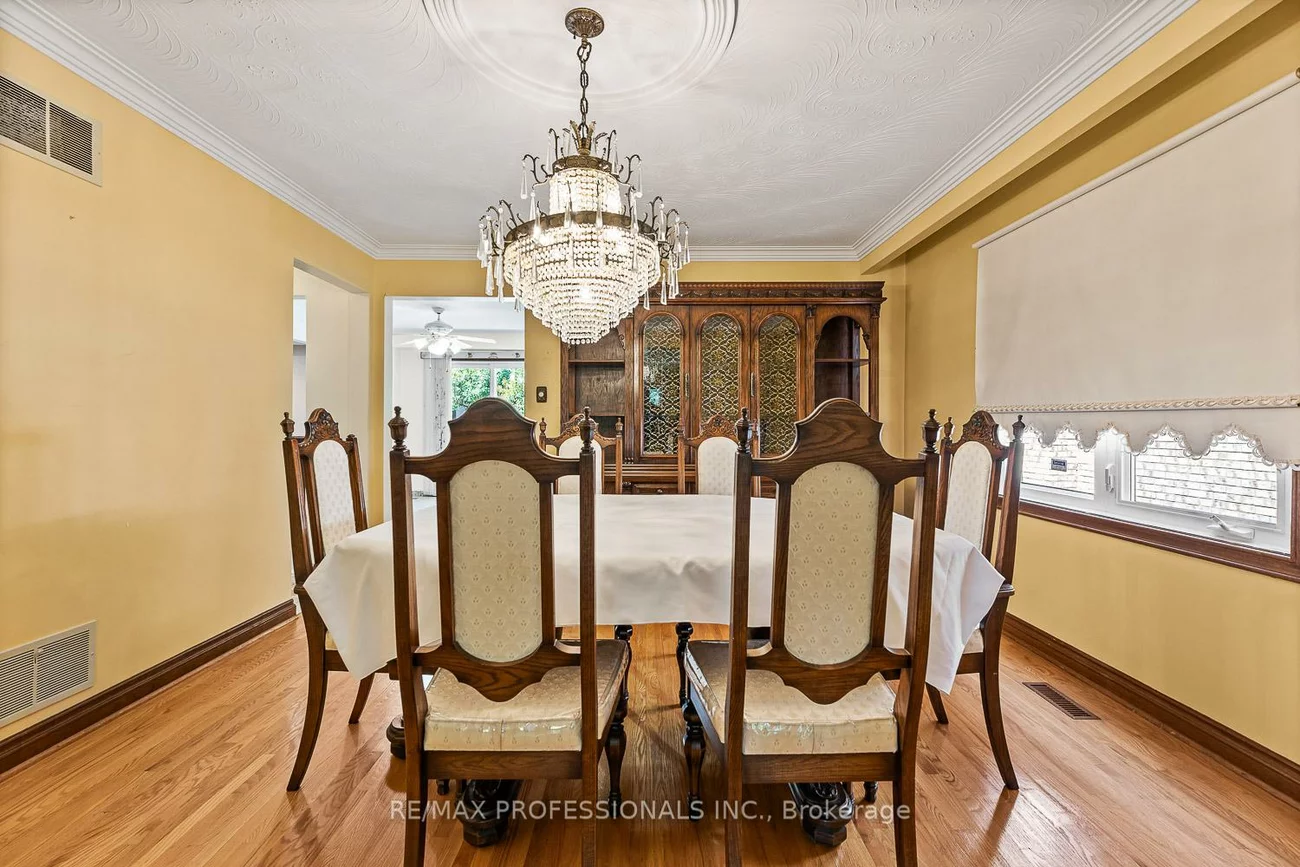 8, St Phillips, Kingsview Village-The Westway, Toronto