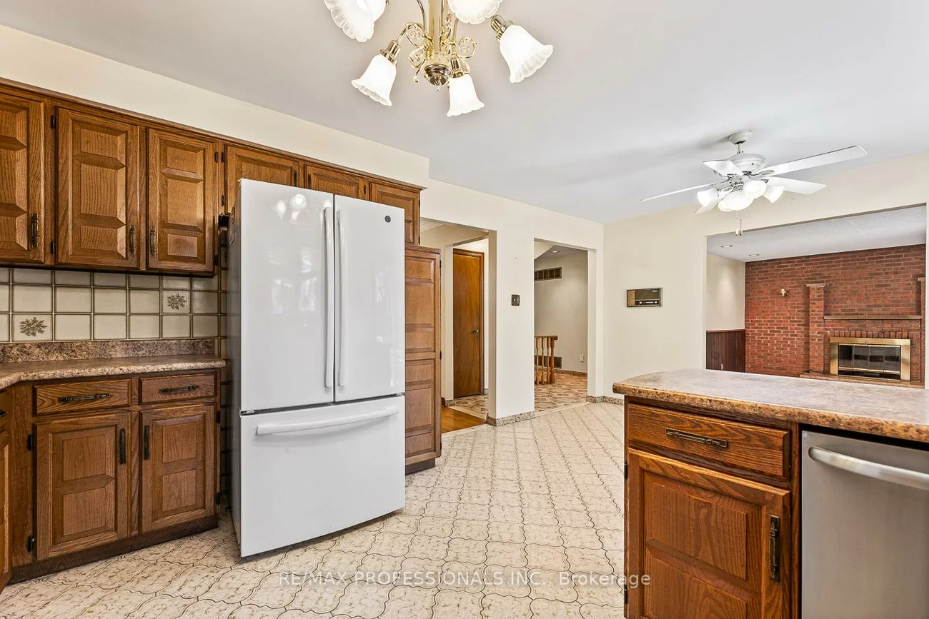 8, St Phillips, Kingsview Village-The Westway, Toronto
