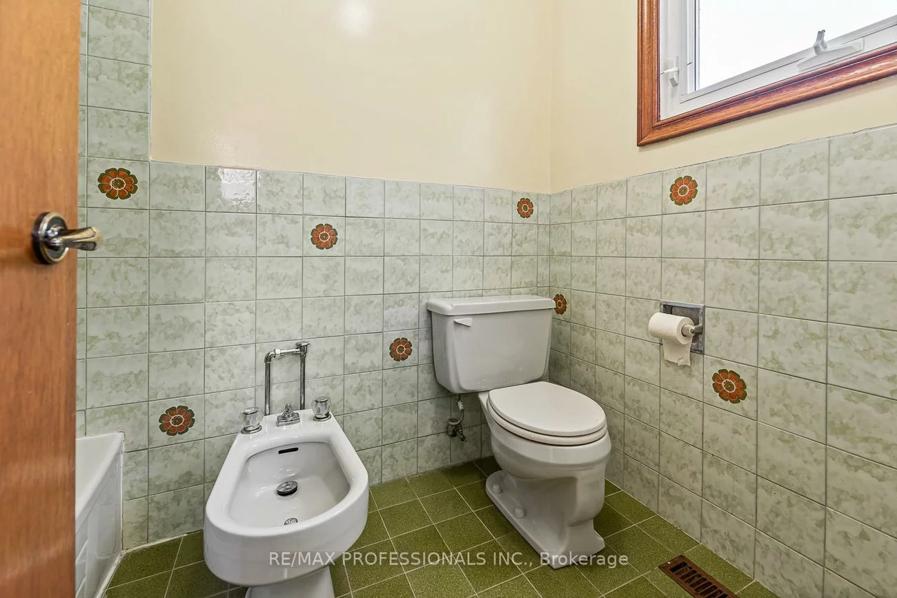 8, St Phillips, Kingsview Village-The Westway, Toronto