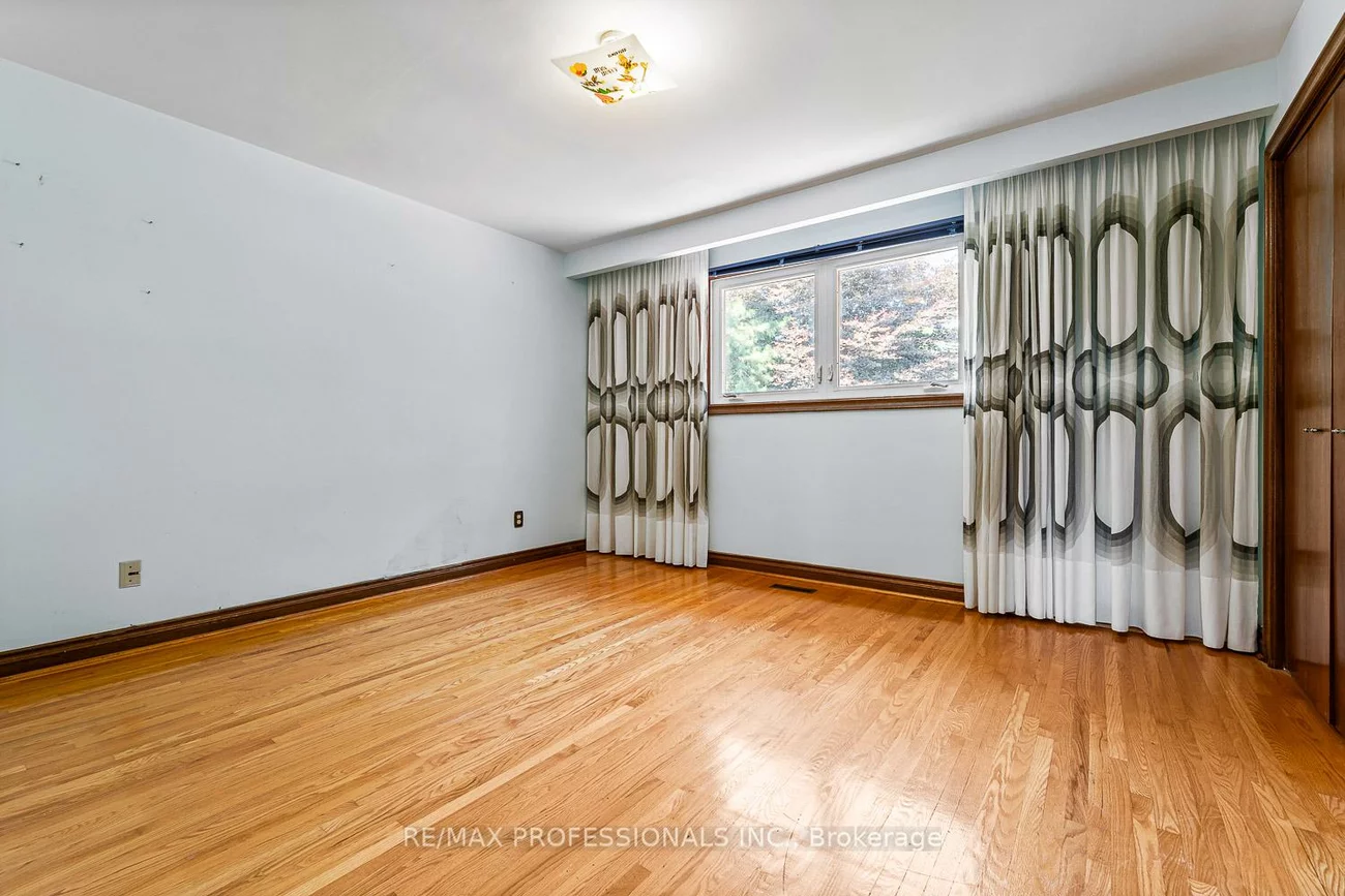 8, St Phillips, Kingsview Village-The Westway, Toronto