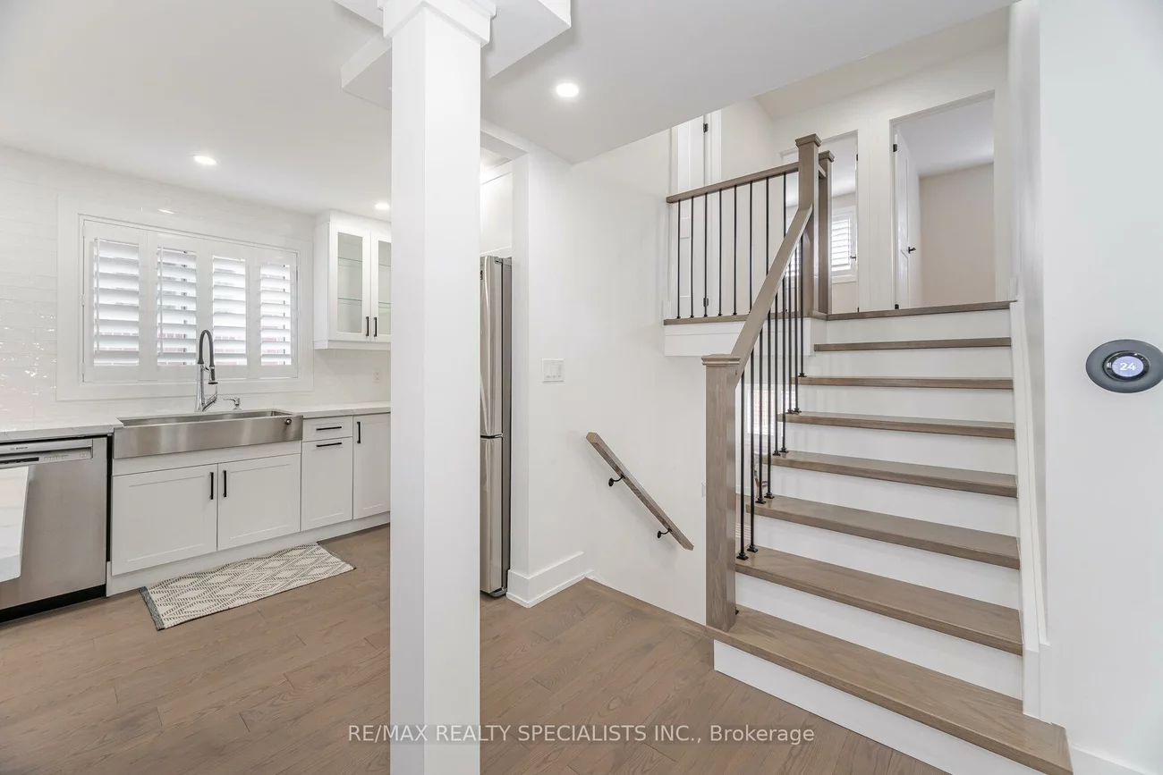 29, Norfield, Elms-Old Rexdale, Toronto