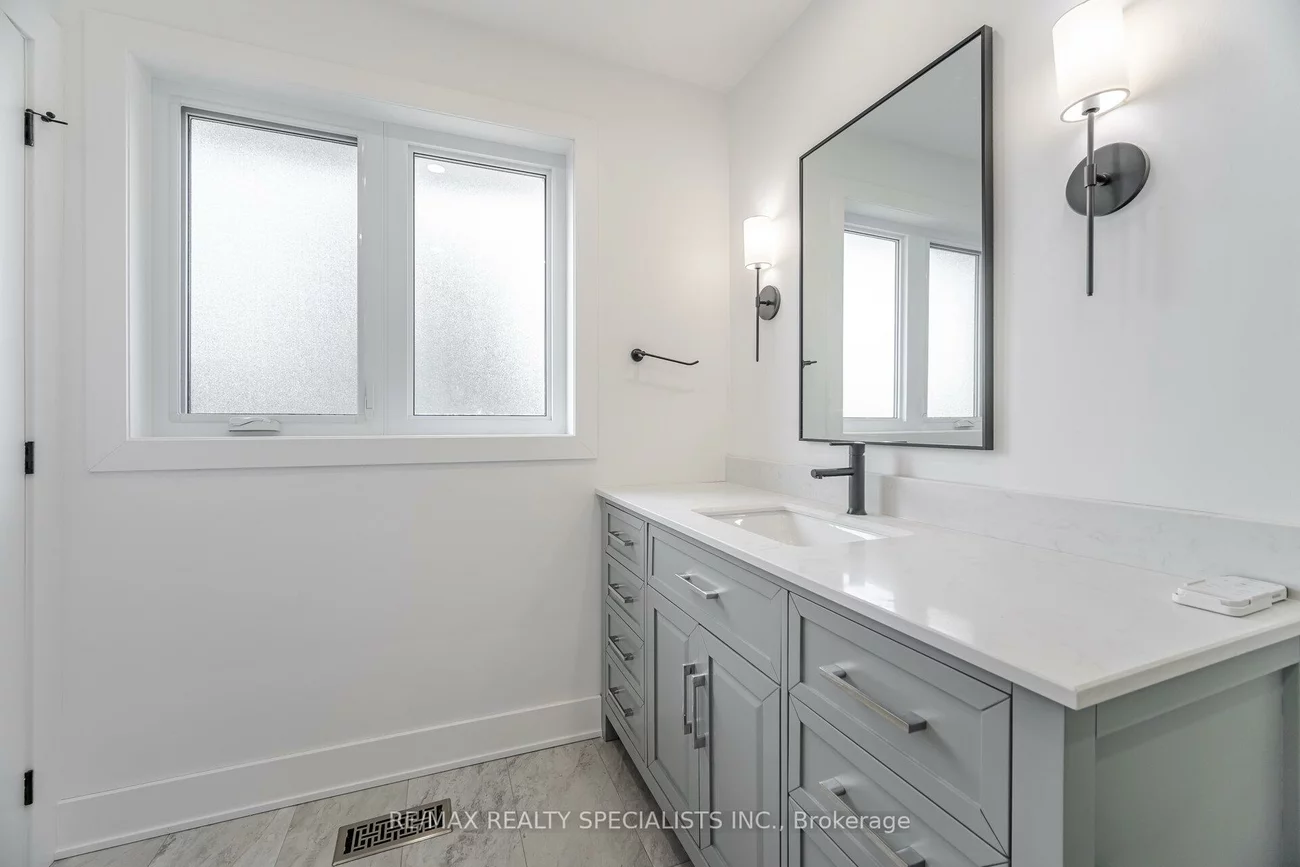29, Norfield, Elms-Old Rexdale, Toronto