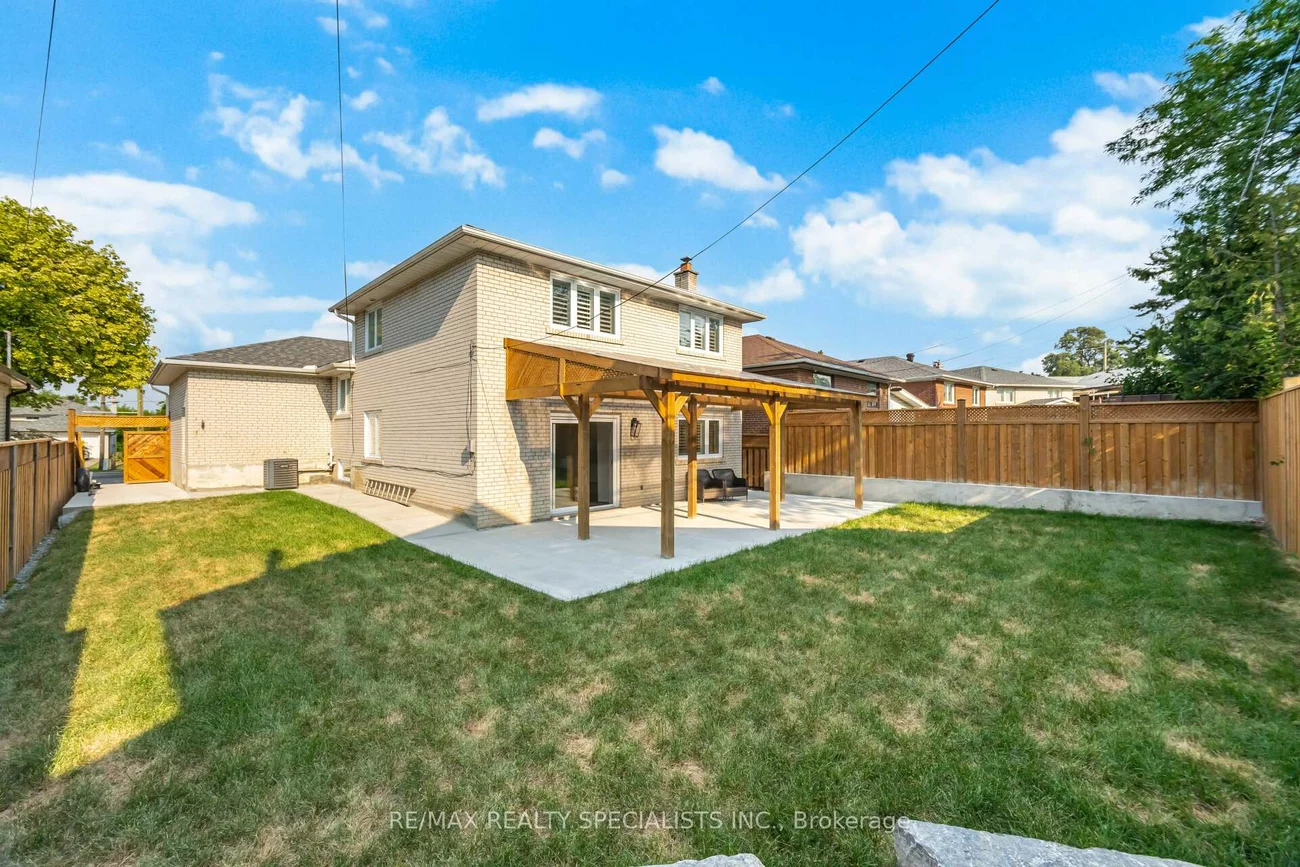 29, Norfield, Elms-Old Rexdale, Toronto