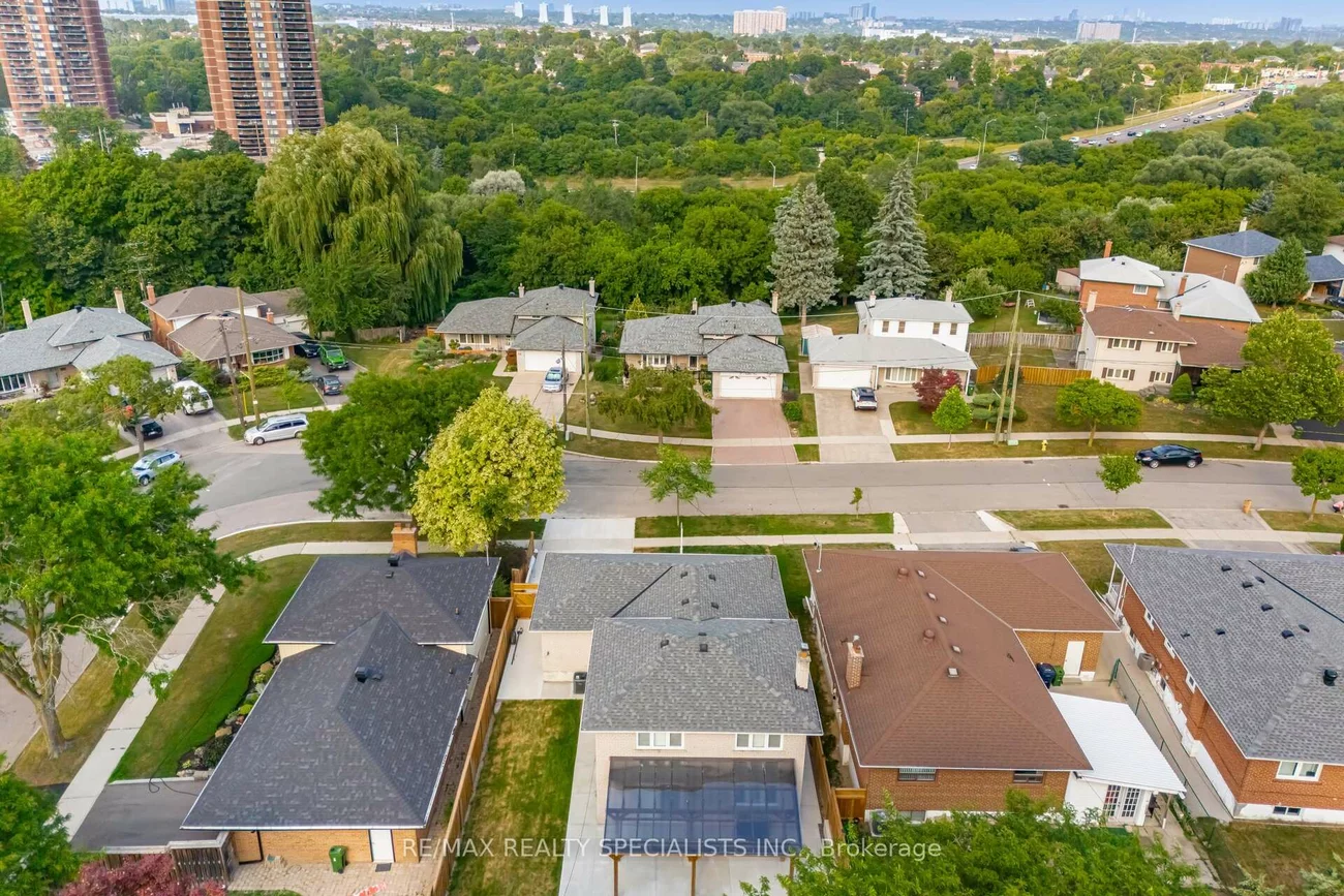 29, Norfield, Elms-Old Rexdale, Toronto