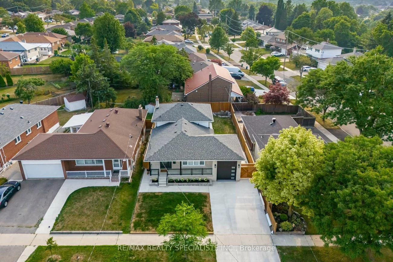 29, Norfield, Elms-Old Rexdale, Toronto