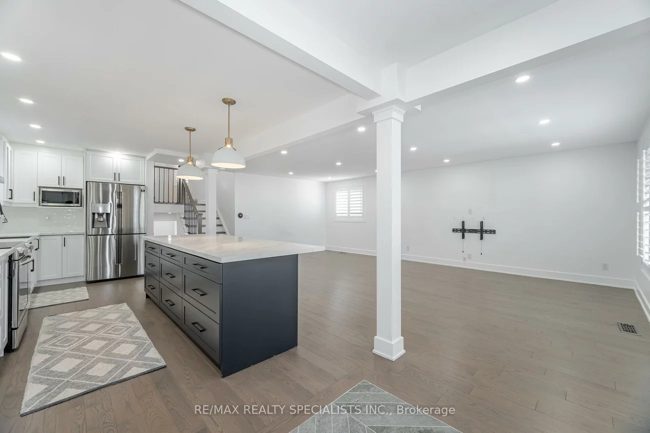 29, Norfield, Elms-Old Rexdale, Toronto