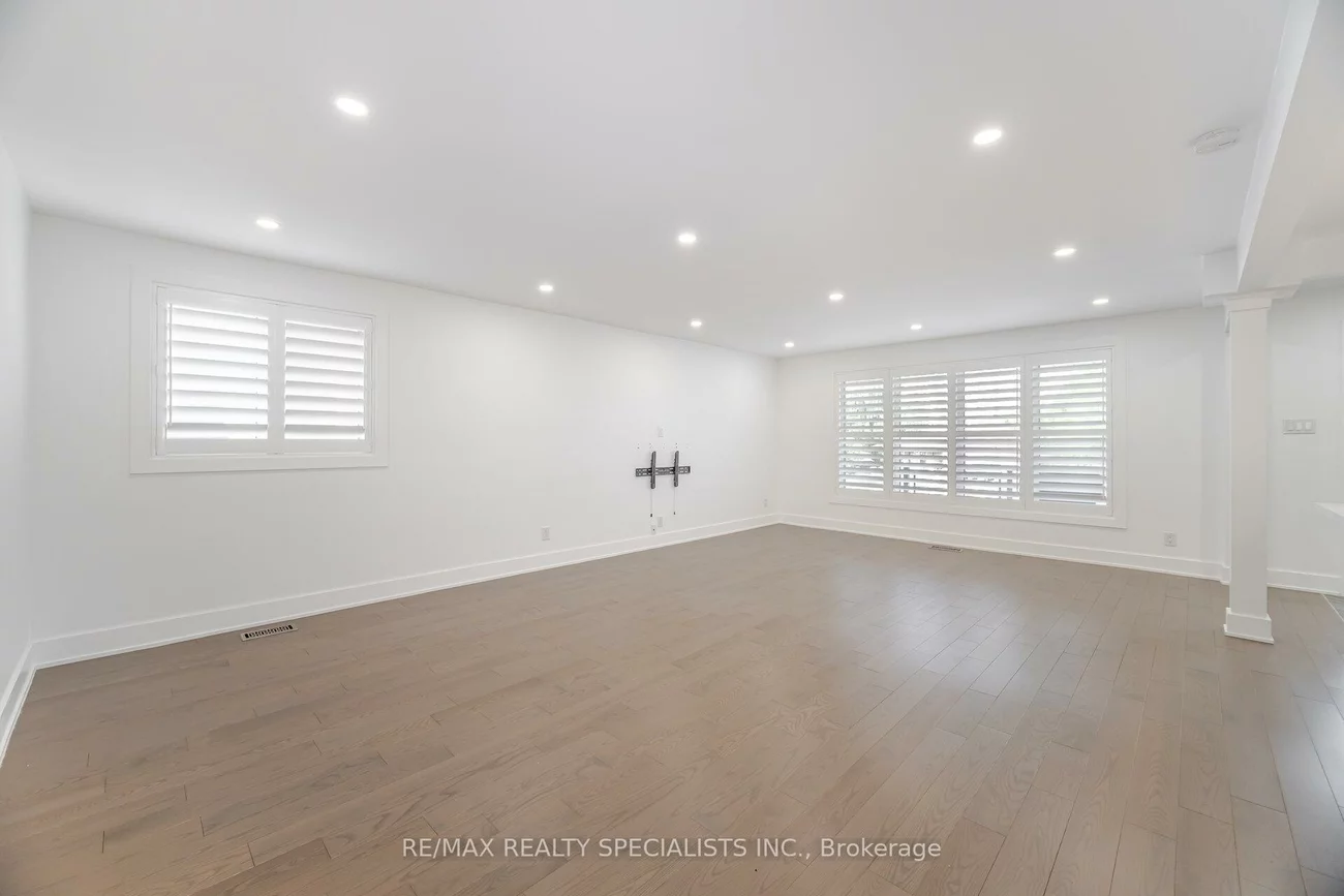 29, Norfield, Elms-Old Rexdale, Toronto