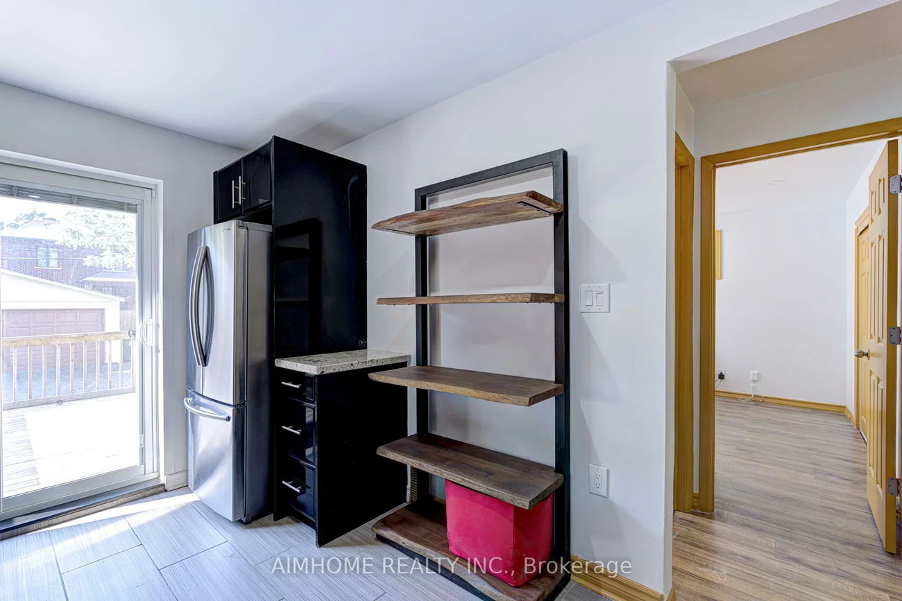 97, Edgecroft, Stonegate-Queensway, Toronto