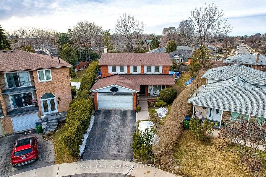 18, Terryellen, Markland Wood, Toronto
