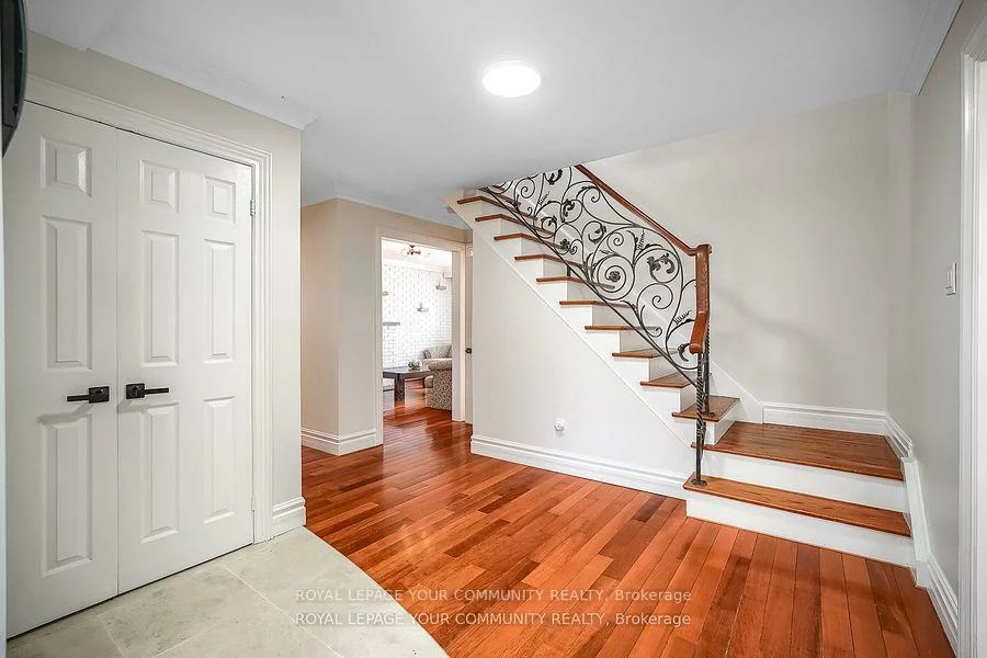 18, Terryellen, Markland Wood, Toronto