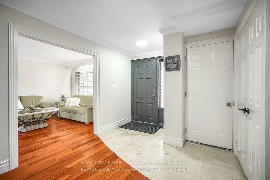 18, Terryellen, Markland Wood, Toronto