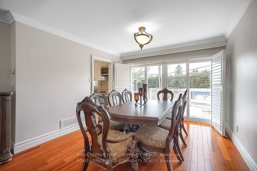 18, Terryellen, Markland Wood, Toronto