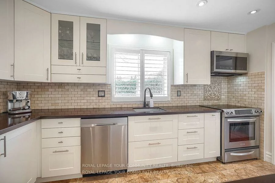 18, Terryellen, Markland Wood, Toronto
