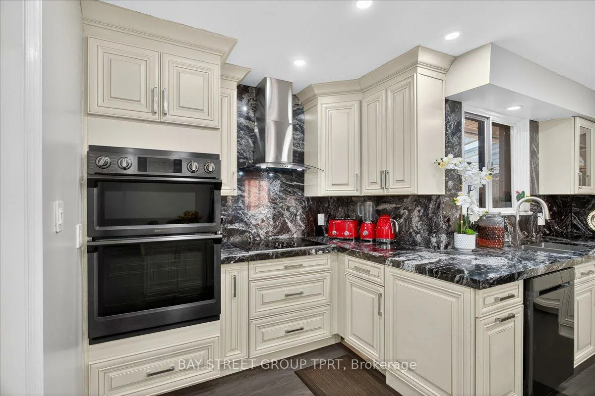 6, Evernby, Kingsview Village-The Westway, Toronto