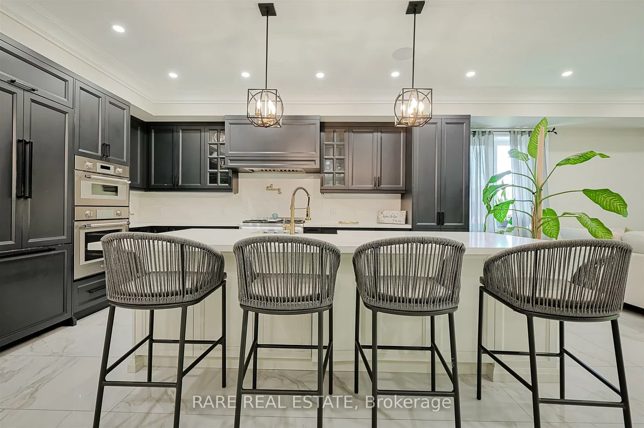 32, Bradfield, Islington-City Centre West, Toronto
