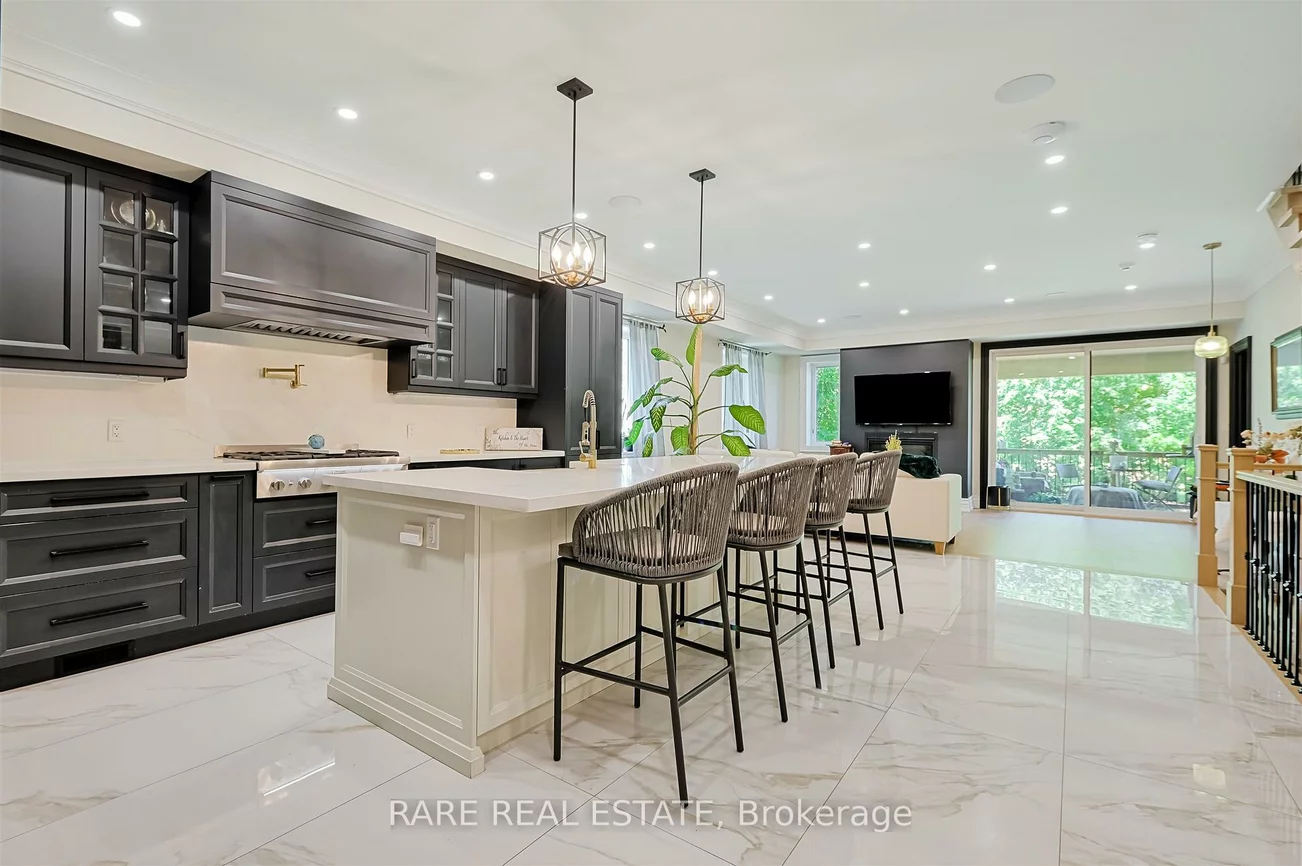 32, Bradfield, Islington-City Centre West, Toronto