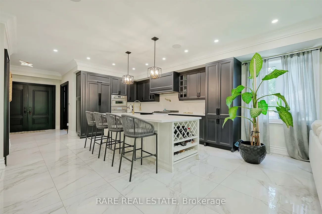 32, Bradfield, Islington-City Centre West, Toronto