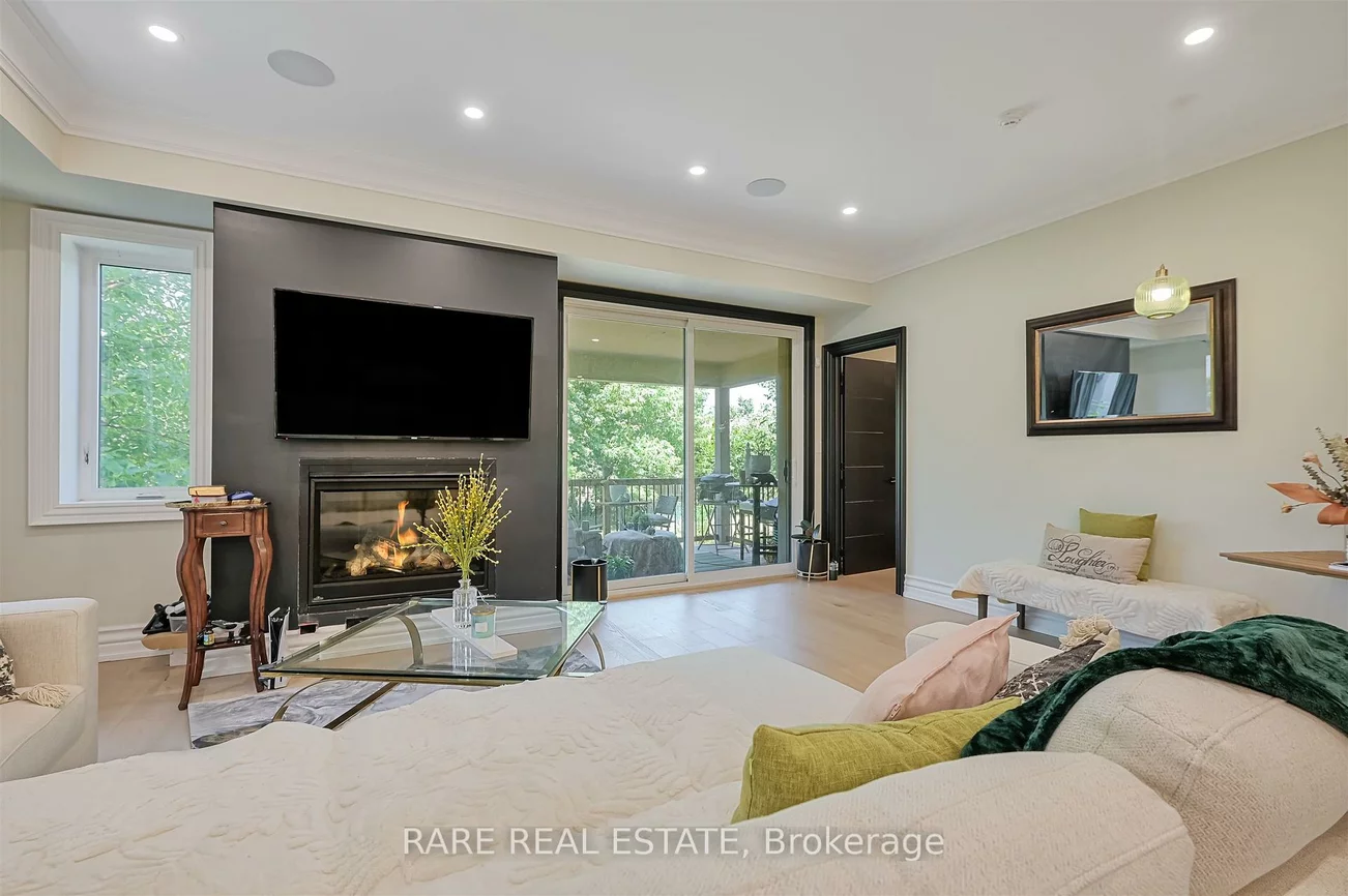 32, Bradfield, Islington-City Centre West, Toronto