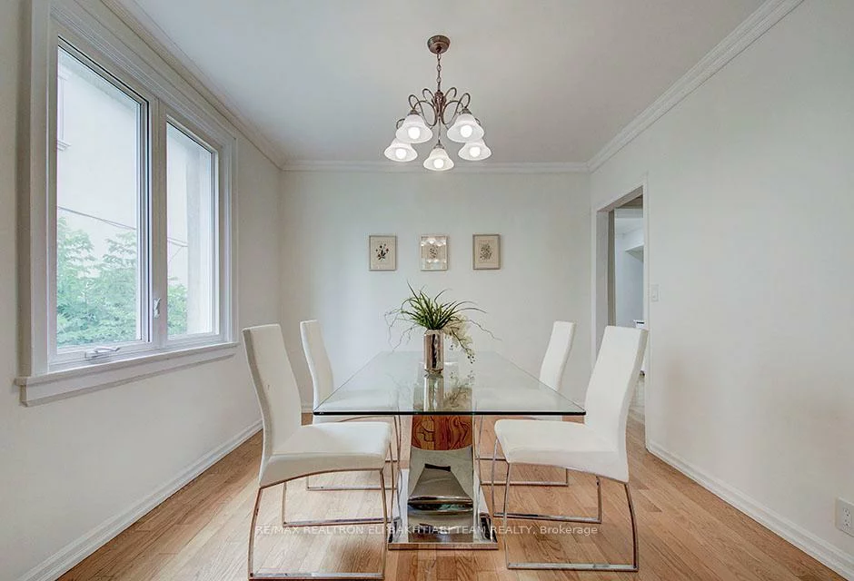 29, Roseland, Alderwood, Toronto