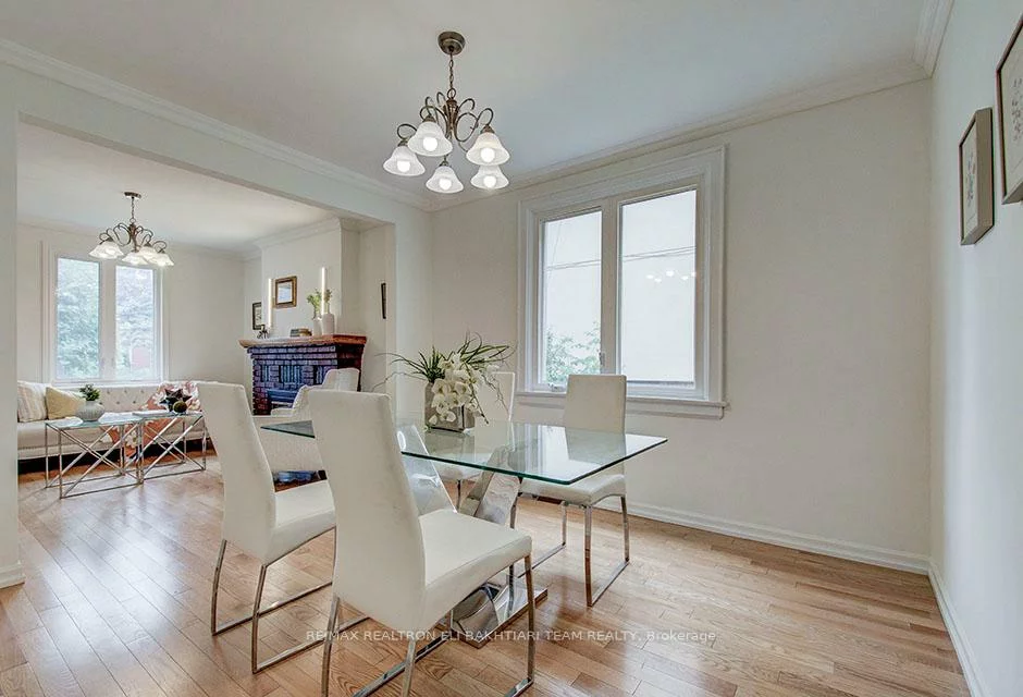 29, Roseland, Alderwood, Toronto